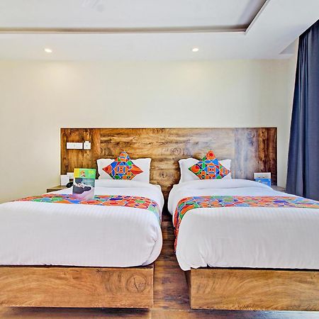 Fabhotel Soft Petals Gurgáon Kültér fotó