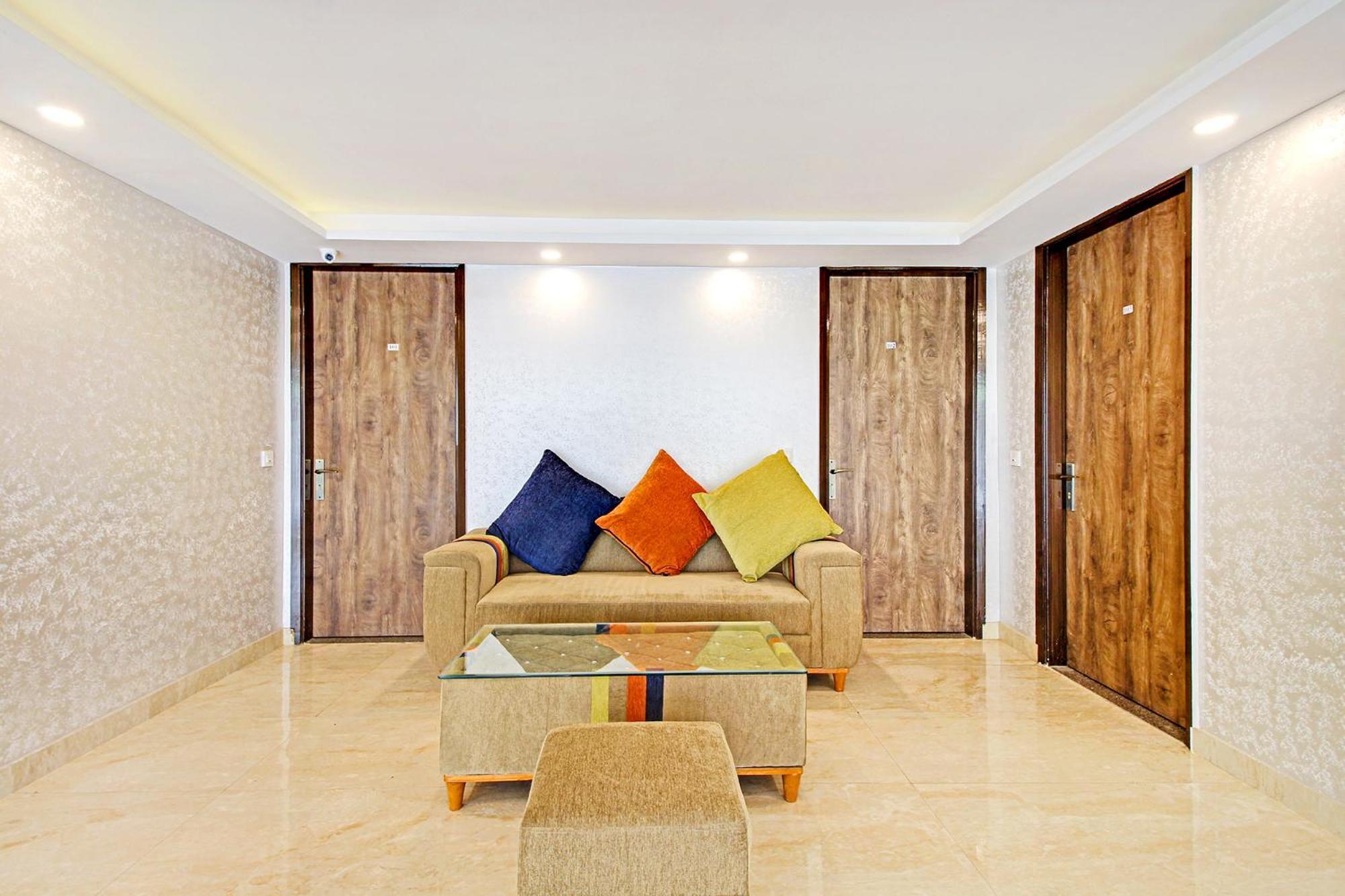 Fabhotel Soft Petals Gurgáon Kültér fotó